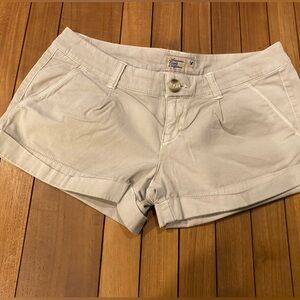 American Eagle Khaki Chino Shorts